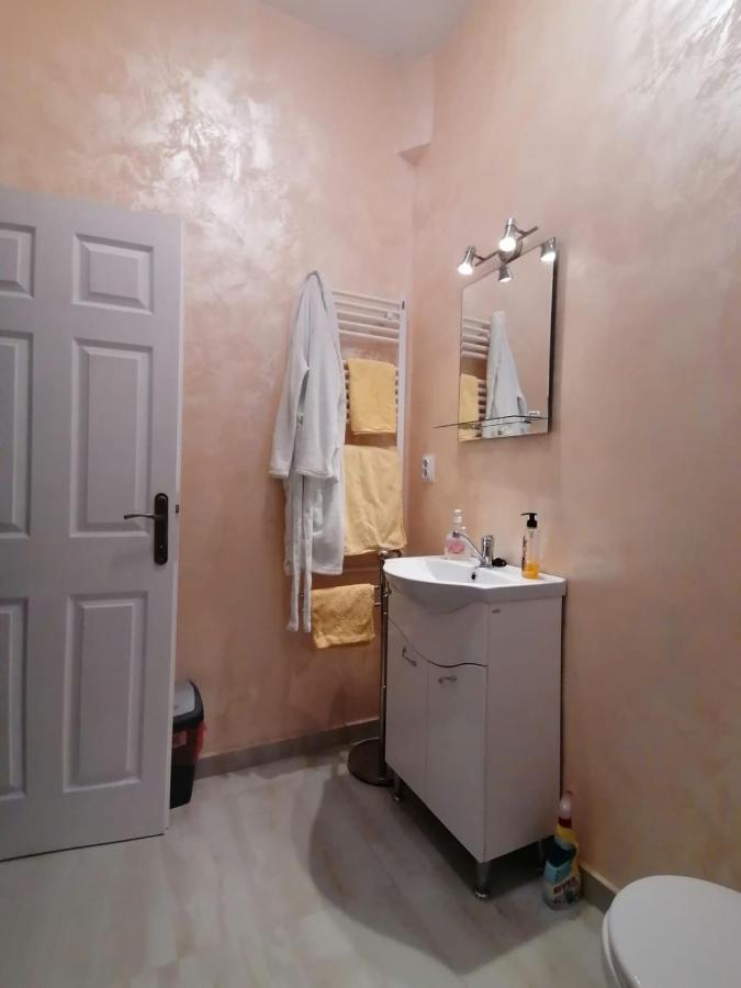 - Heart Of - Sector 1 - New Renovated - Open Space Apartament *